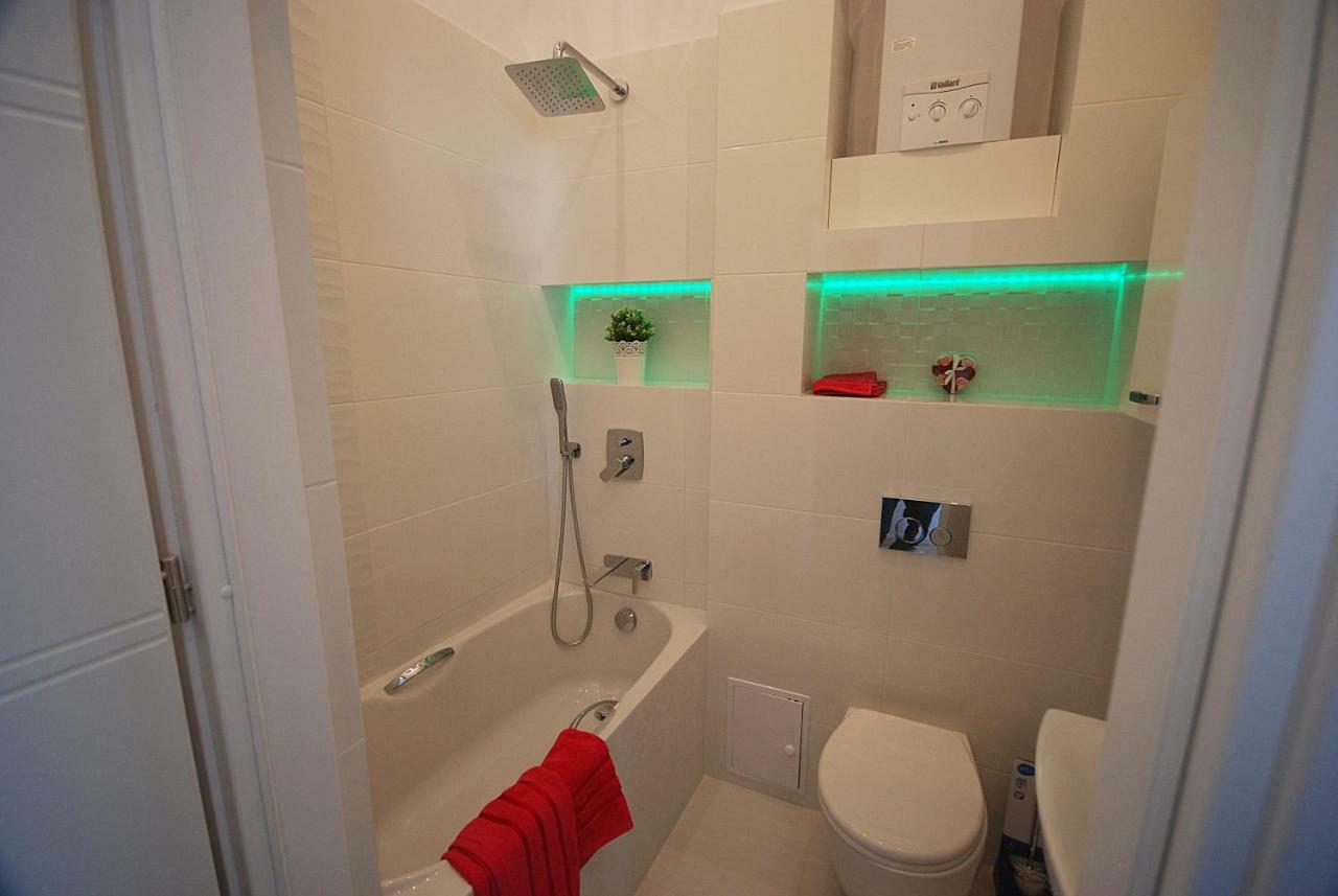 Nowy Apartament Wilcza وارسو المظهر الخارجي الصورة